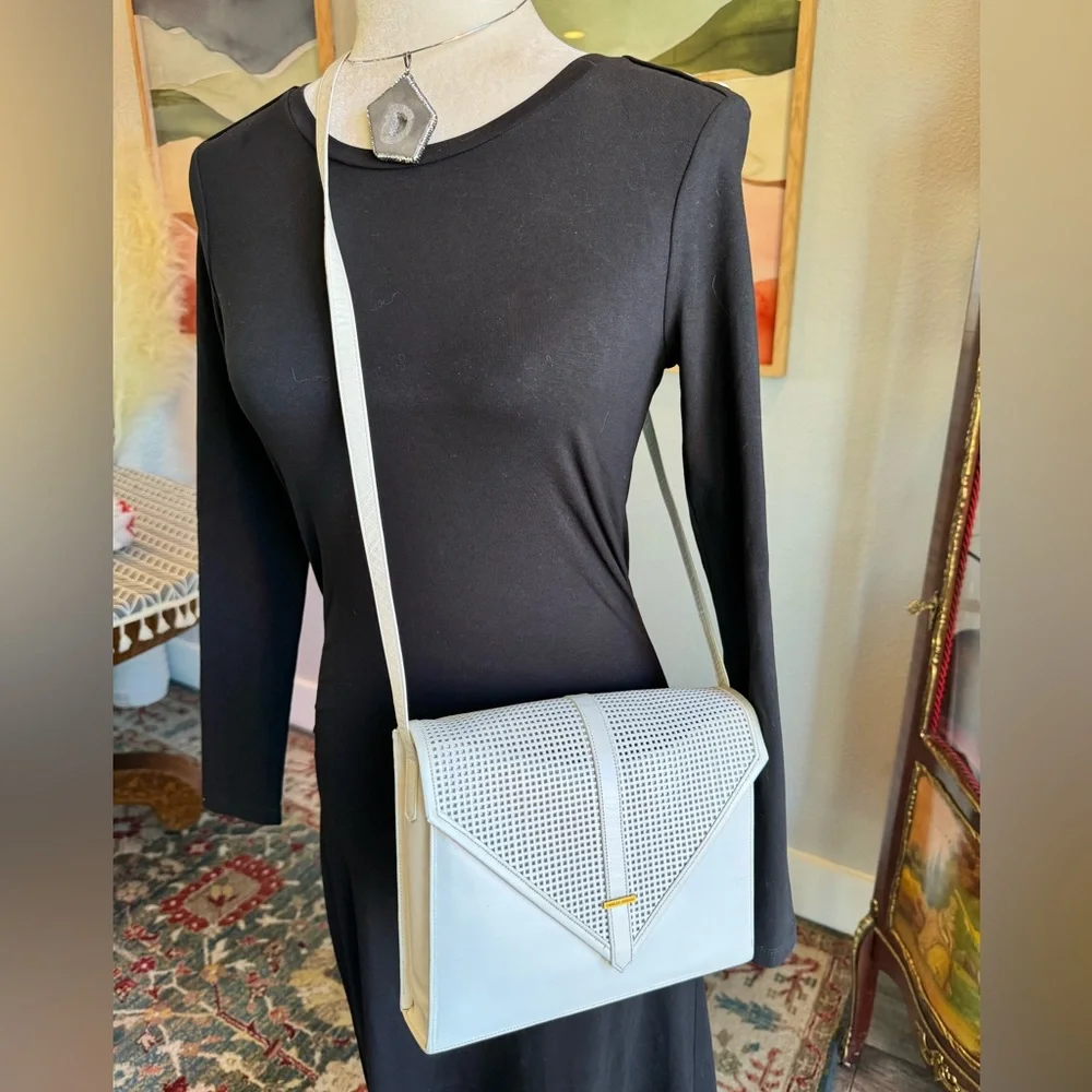 Charles Jourdan Paris Vintage White Leather Bag